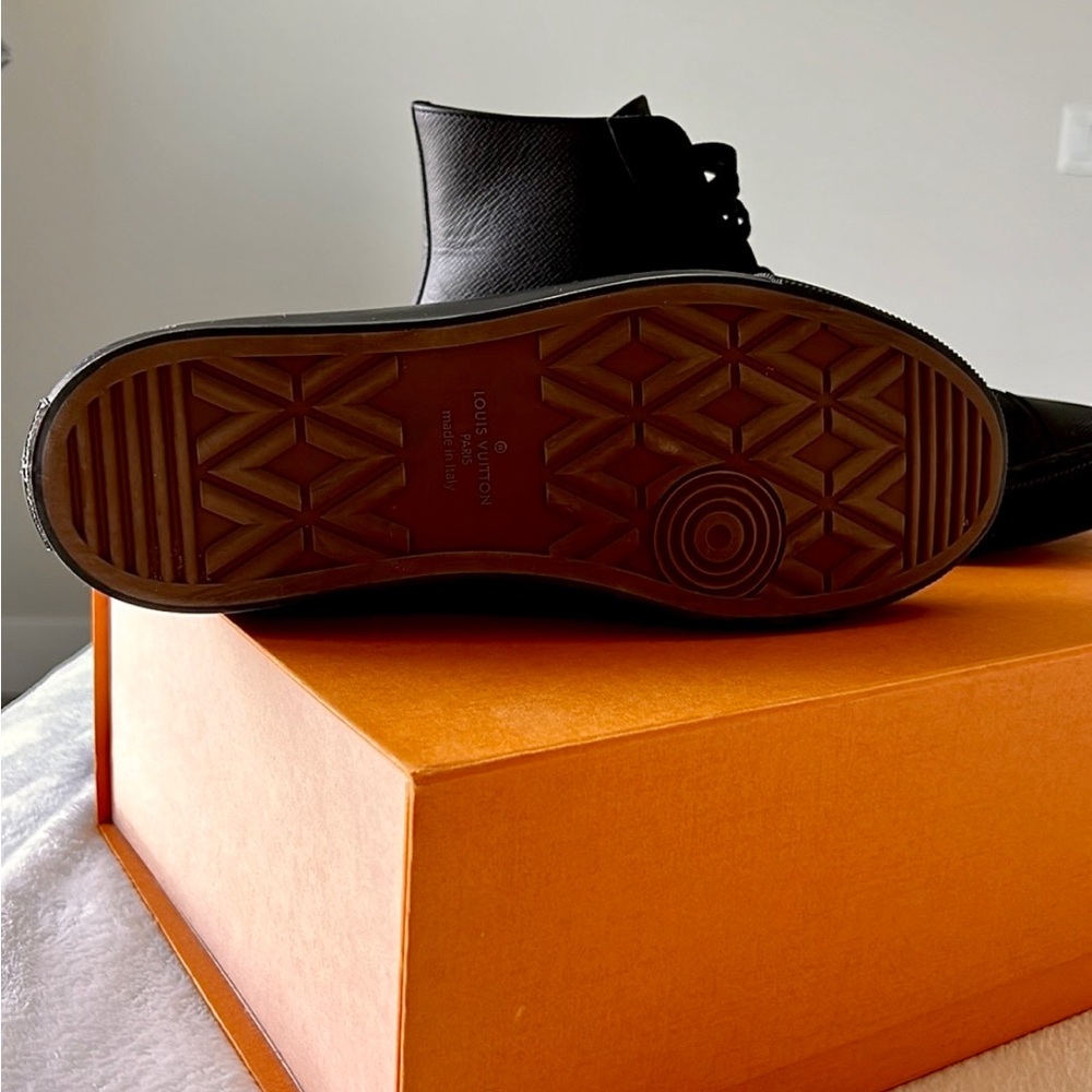 Louis Vuitton Tattooed Collaboration high tops - Picture 7 of 11